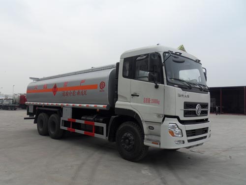 楚勝牌CSC5250GHYA12型化工液體運(yùn)輸車
