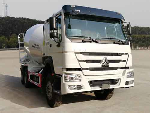 楚勝牌CSC5257GJBZV型混凝土攪拌運(yùn)輸車