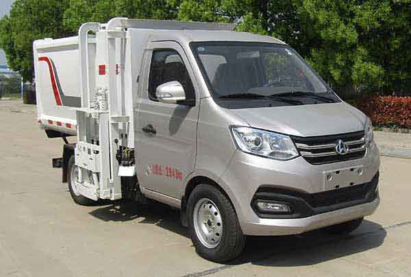 中汽力威牌HLW5033ZZZ6SC型自裝卸式垃圾車