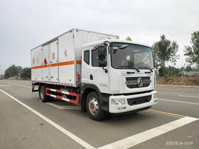 大力牌DLQ5180XRYEQ6型易燃液體廂式運輸車
